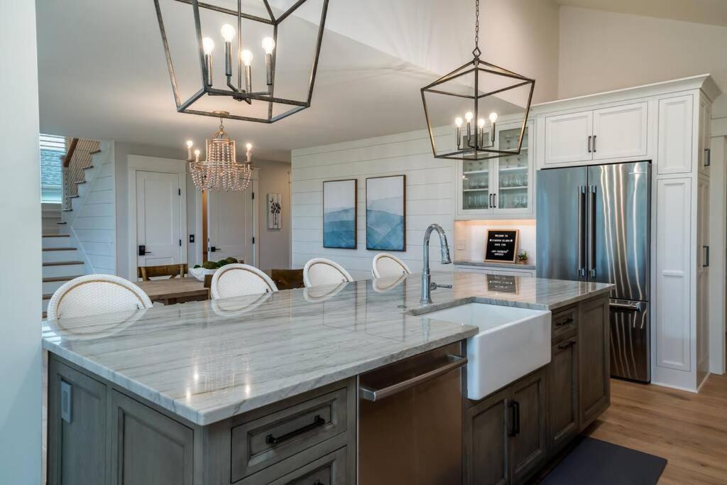 Marsh Island 9 - Best Sunset On The Island! Renovated Home! Isle of Palms Exterior foto